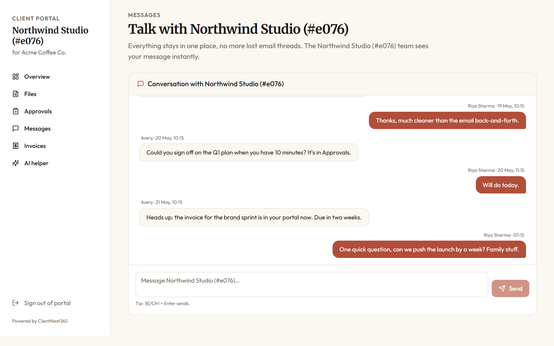 Client portal messages view: a two-sided conversation between the client and Marchetti Avvocati with timestamps, a Cmd/Ctrl+Enter send hint, and a Send button